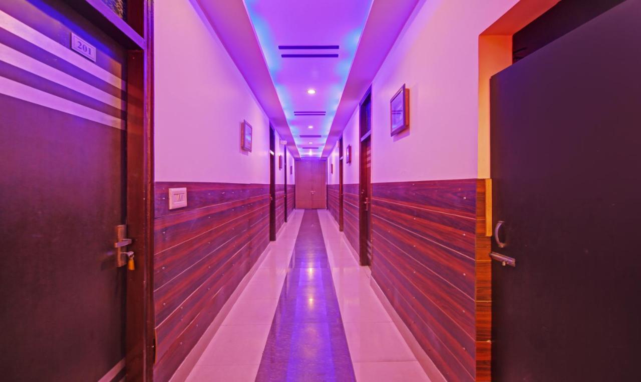 Itsy By Treebo - Royale Inn Meerut Luaran gambar