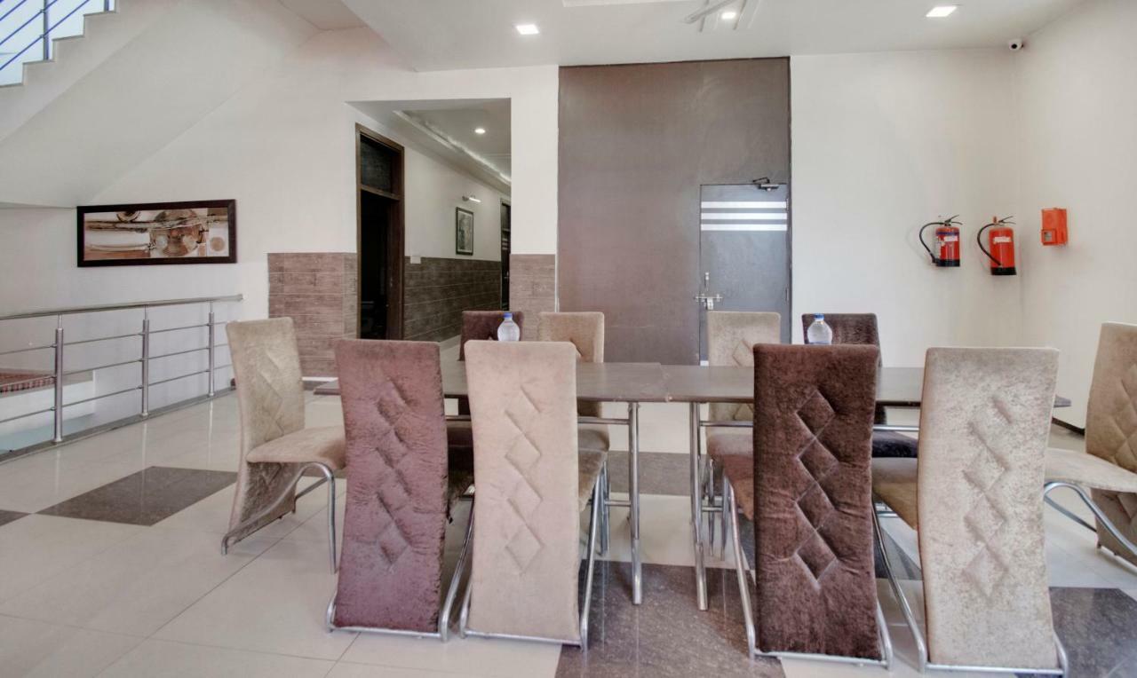 Itsy By Treebo - Royale Inn Meerut Luaran gambar
